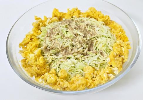 キャベツとたまごのサラダ キャベツとたまごのサラダ キャベツ,千切り,たまごの写真素材
