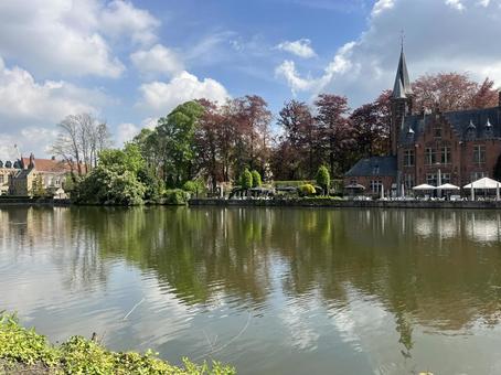 ミンネワーテル公園 ミンネワーテル公園 ブルージュ,公園,湖の写真素材