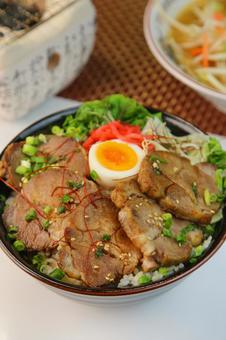 豚丼 豚丼の写真