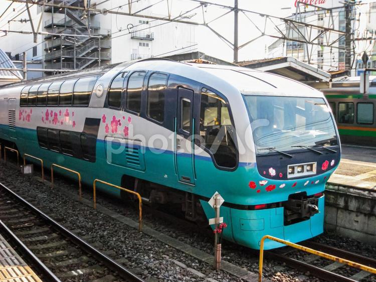 JR東日本251系おはようライナー新宿 251系,おはようライナー新宿,スーパービュー踊り子の写真素材