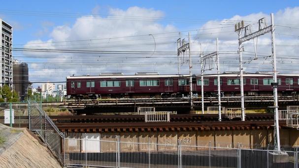 淀川の鉄橋の阪急電鉄 淀川の鉄橋の阪急電鉄の写真