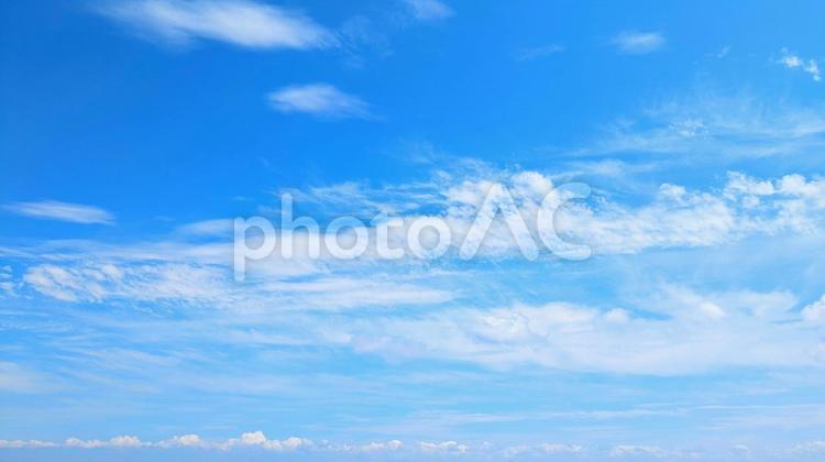青空と風 青空,青い空,空の写真素材