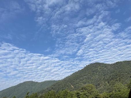 夏の空と山々と。 夏の空と山々と。の写真