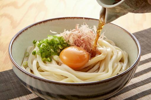 讃岐うどん　釜玉ぶっかけ 釜玉うどん,ぶっかけ,つゆの写真素材