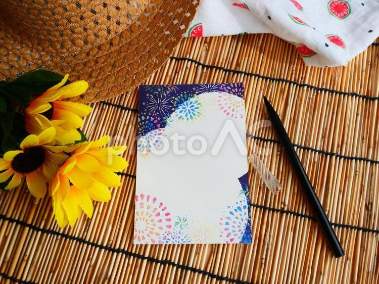 暑中お見舞い申し上げます.6 夏,絵葉書,暑中お見舞い申し上げますの写真素材