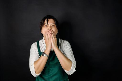 驚く男性のポートレート 驚く男性のポートレート 男性,ポートレート,驚きの写真素材