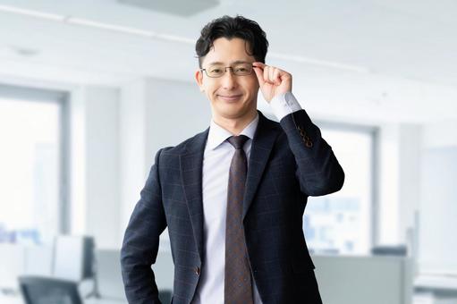 メガネをかけた男性ビジネスマン 男性,ビジネス,人物の写真素材