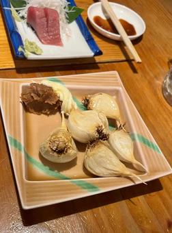 揚げニンニク 揚げニンニク,ニンニク,揚げ物の写真素材