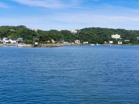 まどが浜海遊公園から眺める下田港の海 まどが浜海遊公園から眺める下田港の海 まどが浜海遊公園,海,下田港の写真素材