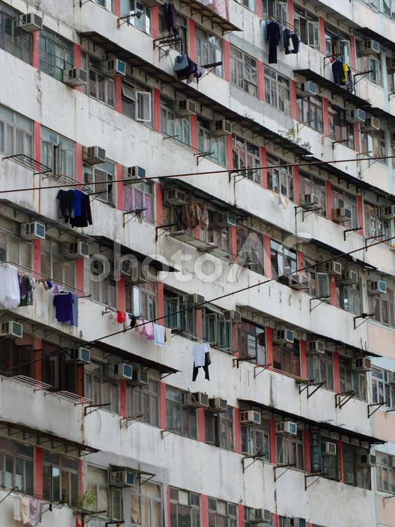 香港の建物　密集した生活 香港,中国,高層ビルの写真素材