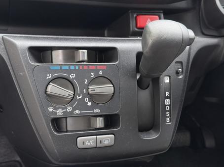 軽自動車のシフトレバー・エアコン シフトレバー,自動車,軽自動車の写真素材