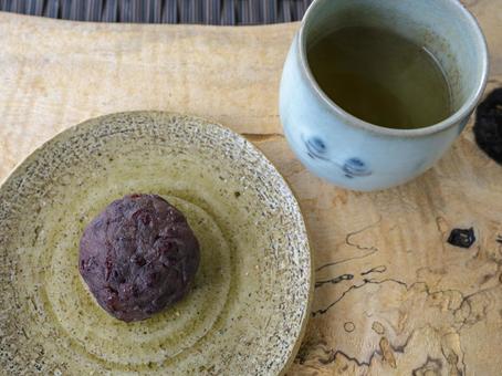 Photo, ohagi, japanese confectionery, bean paste, 