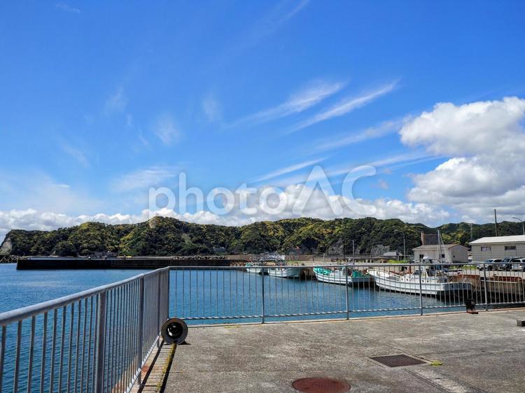 夏の天津小湊・鯛ノ浦の海岸・千葉県鴨川市 夏,鯛の浦,鴨川市の写真素材