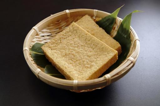 揚げ出し豆腐の盛り付け 豆腐,揚げ出し,料理の写真素材