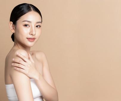 デコルテ ビューティー モデル日本人女性 デコルテ ビューティー モデル日本人女性の写真