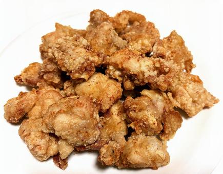山盛りの唐揚げ 山盛りの唐揚げ 唐揚げ,から揚げ,鶏肉の写真素材