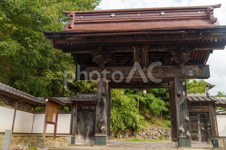 横湯山温泉寺の山門 渋温泉,横湯山温泉寺,山門の写真素材