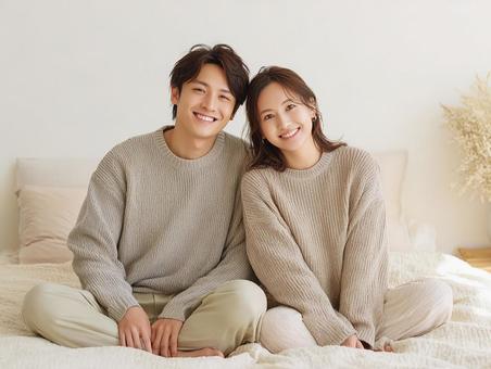 笑顔が素敵な若い男女 笑顔が素敵な若い男女の写真