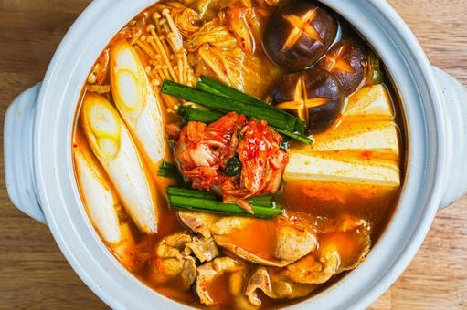 キムチ鍋 キムチ鍋,鍋料理,豚肉の写真素材