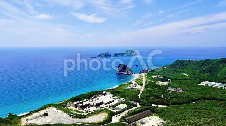 新島の石山トレッキングコースからの風景 石山トレッキングコース,新島,海の写真素材