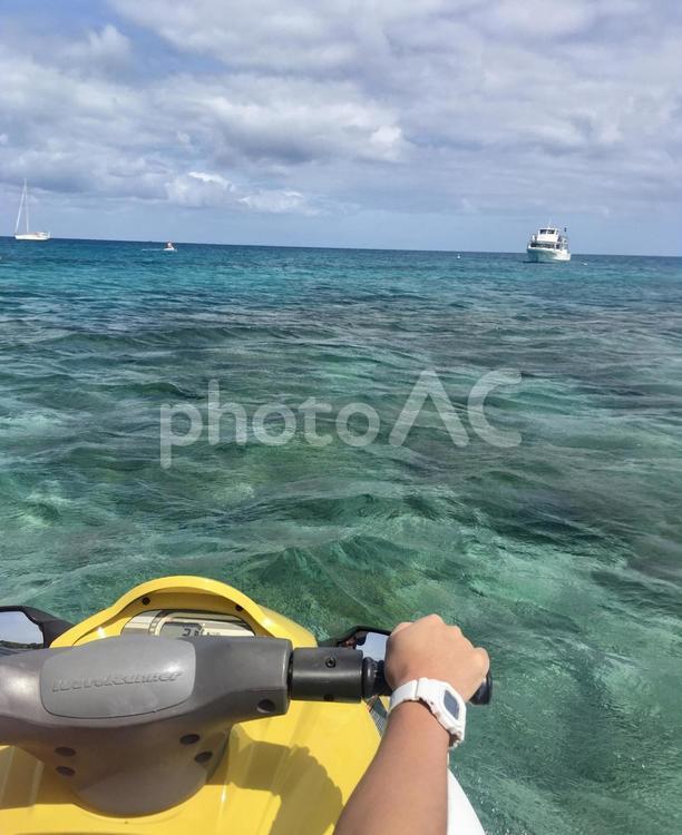 海　夏　水上バイク 水上バイク,海,夏の写真素材