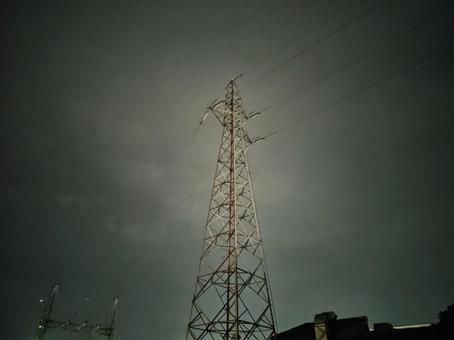 夜の鉄塔　の写真