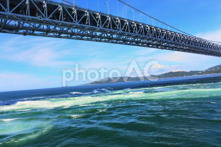海の上の橋 橋,海,クルージングの写真素材