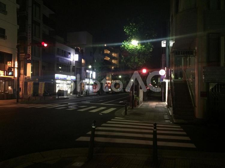 2015年夜の旧東海道、街（保土谷駅近く 旧東海道,夜,誰もいないの写真素材