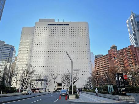 西新宿2023:ビル街とホテル 西新宿2023:ビル街とホテル 西新宿,道路,ビル街の写真素材