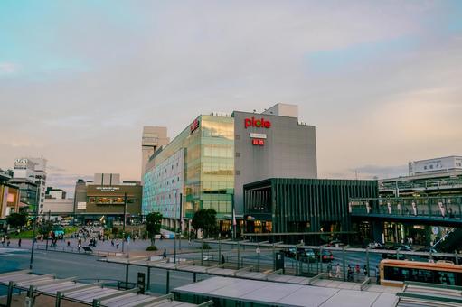 【兵庫】姫路駅の風景 兵庫,駅,晴天の写真素材