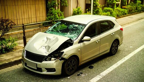 交通事故車 交通事故車の写真