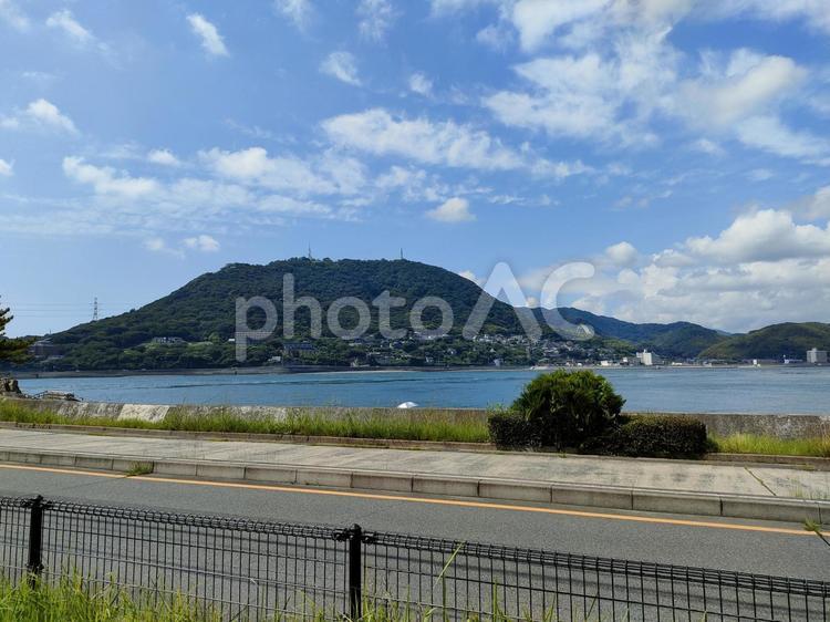 瀬戸内海(関門海峡付近)2 風景,海,景色の写真素材