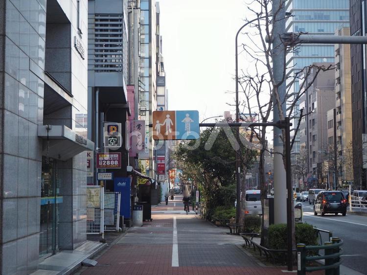 日本橋の街並み（新大橋通り） 日本橋,人形町,新大橋通りの写真素材