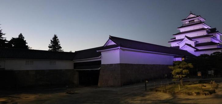 鶴ヶ城　ライトアップ 鶴ヶ城,ライトアップ,会津の写真素材