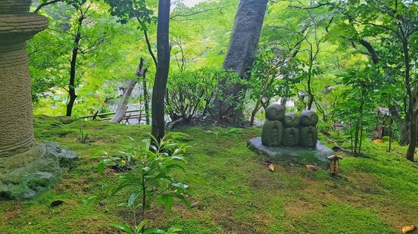 坂東33観音 04番 長谷寺 参道の石仏 長谷寺,海光山,慈照院の写真素材