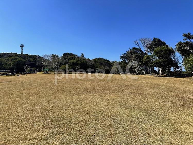 梶取埼灯台　燈明台　公園 梶取埼灯台,和歌山県東牟婁郡太地町梶取崎,梶取埼ナミノリ礁照射灯の写真素材
