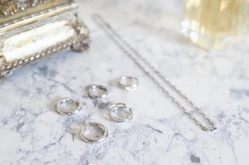 シルバーアクセサリー シルバーアクセサリー シルバーアクセサリー,ジュエリー,アクセの写真素材