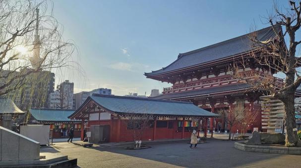 坂東33観音 13番 浅草寺 宝蔵門 坂東33観音 13番 浅草寺 宝蔵門 浅草寺,金龍山,宝蔵門の写真素材