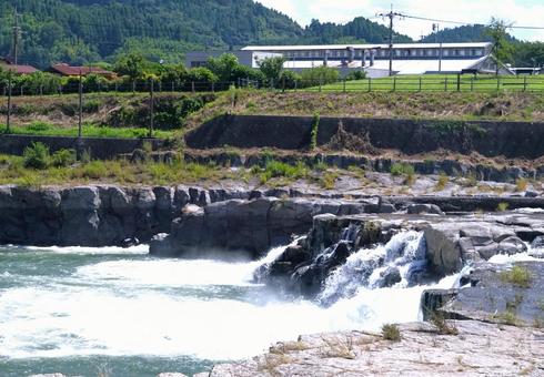 川の滝① 川の滝①の写真