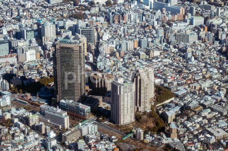 恵比寿ガーデンプレイス付近を空撮 恵比寿,空撮,航空写真の写真素材