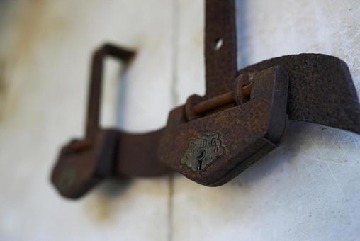 Rusted key, key, key, key, JPG