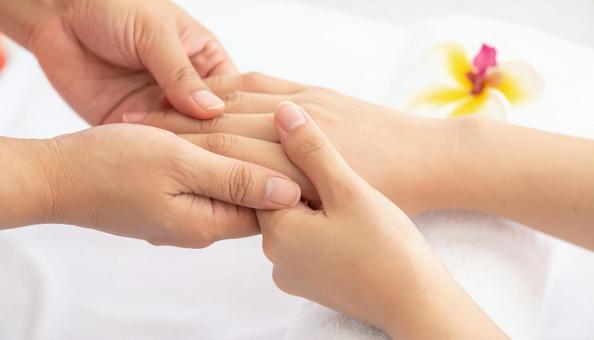 ハンドエステ　ハンドマッサージの写真
