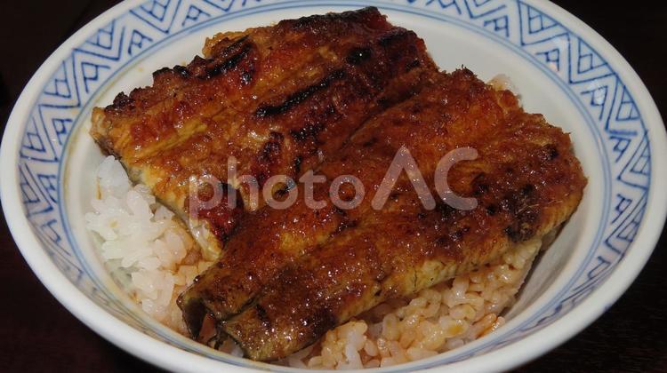 うな丼　関西風 うな丼,関西風,鰻丼の写真素材