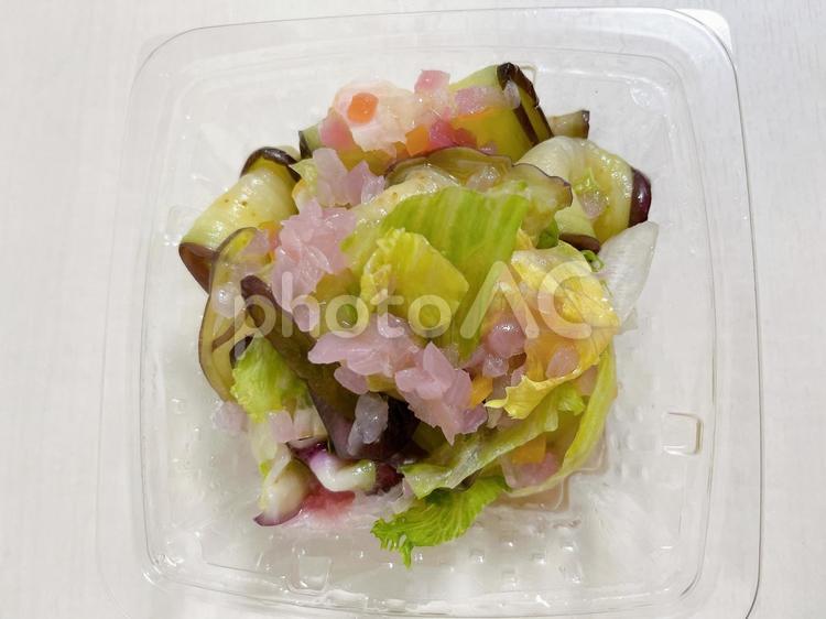 茄子のサラダ　食べ物 茄子,野菜,サラダの写真素材