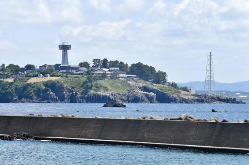 福井県東尋坊周辺雄島手前の漁村 福井県東尋坊周辺雄島手前の漁村 名勝,港町,集落の写真素材