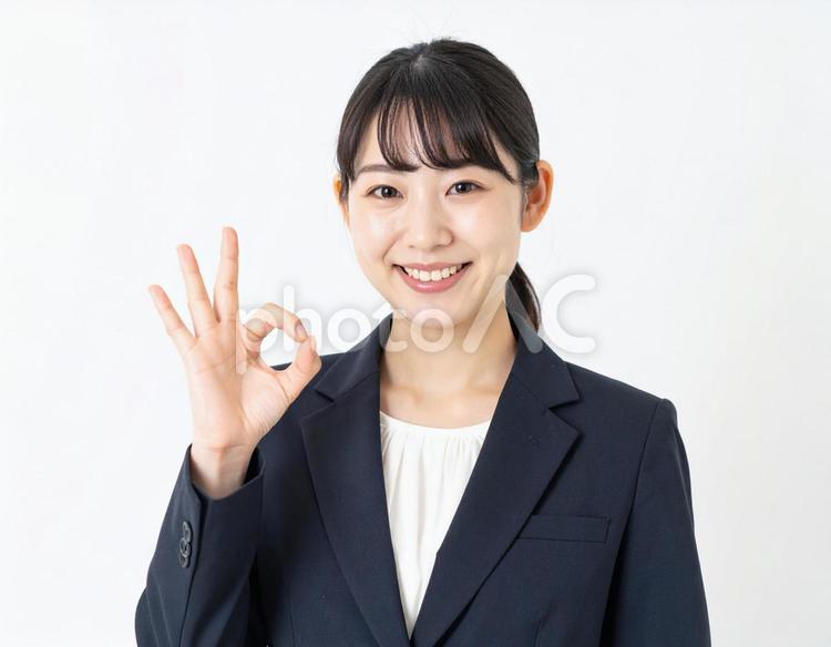 OKのサインを出すビジネスウーマン 女性,ok,サインの写真素材