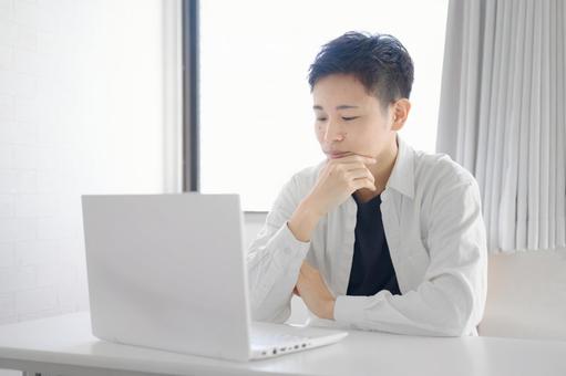 A man in plain clothes who thinks carefully (Part 72), male, computer, japanese, JPG