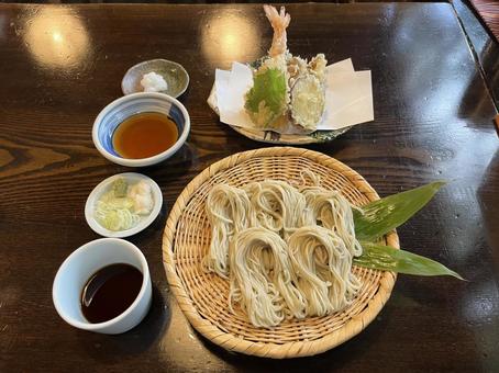 戸隠そば 戸隠そば 戸隠,天ざる,蕎麦の写真素材