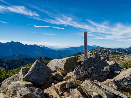双六岳山頂 双六岳山頂の写真