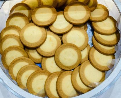 キャラメル×バニラクッキー キャラメル,クッキー,スイーツの写真素材